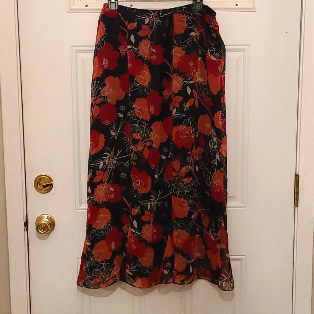 JohnPaulRichard Long Red & Black Floral Skirt